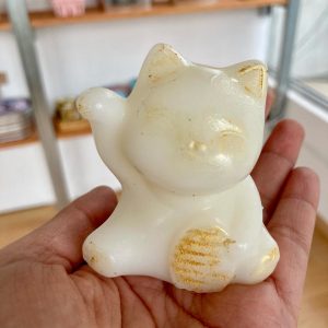 Maneki neko gato de la suerte japonés de jabón